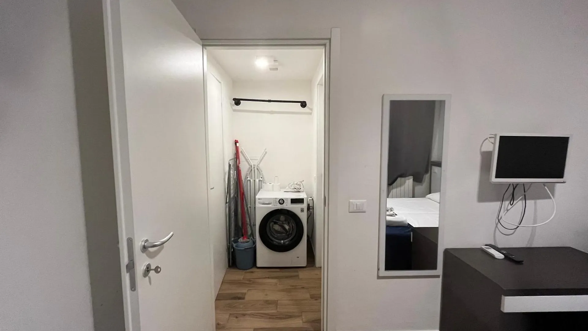 Jcube Apartments Precotto Milano  Milan