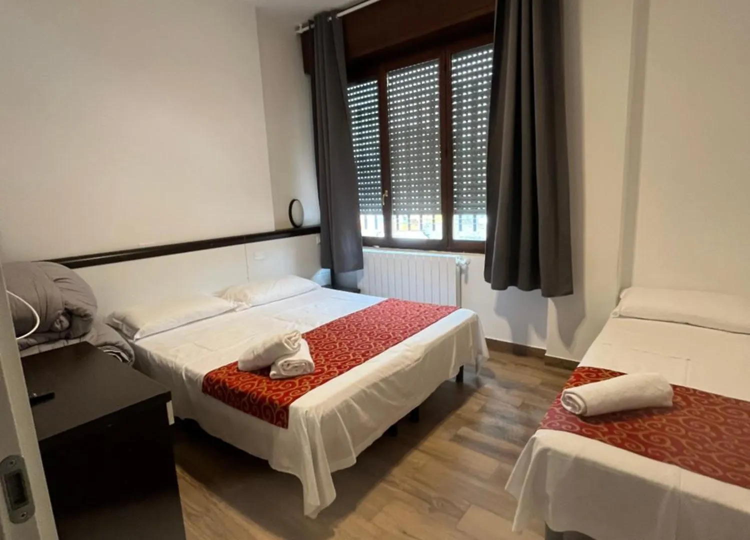 Jcube Apartments Precotto Milano 0*, Milan